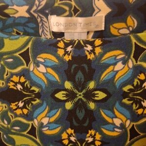 London Times Vibrant Floral Pattern Dress